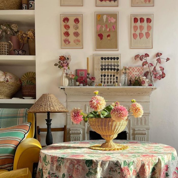 Vintage antique ideas decor decorating room extraspace house living space white via chair article