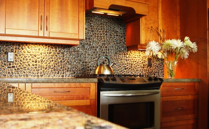 Classic backsplash designs for kitchens