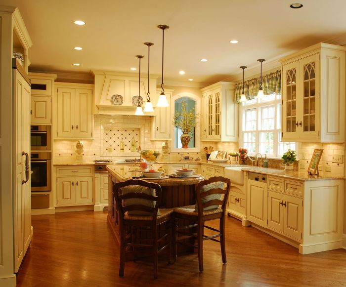 French-style classic kitchen designs