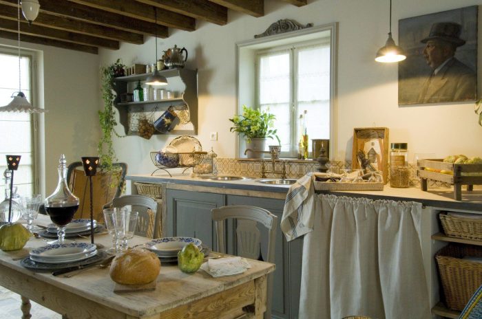 French-style classic kitchen designs